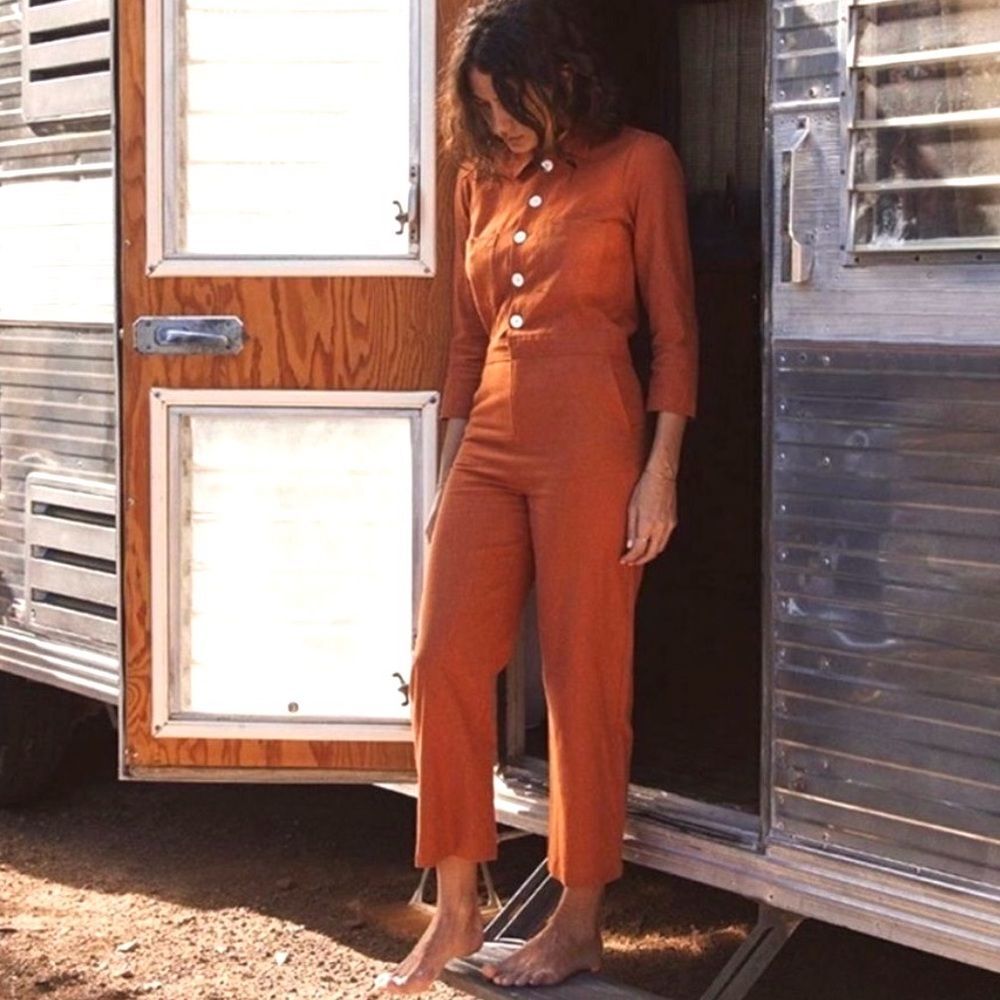 Christy Dawn Linen Painter Jumpsuit Long Sleeve in Rust Size L - Picture 13 of 13